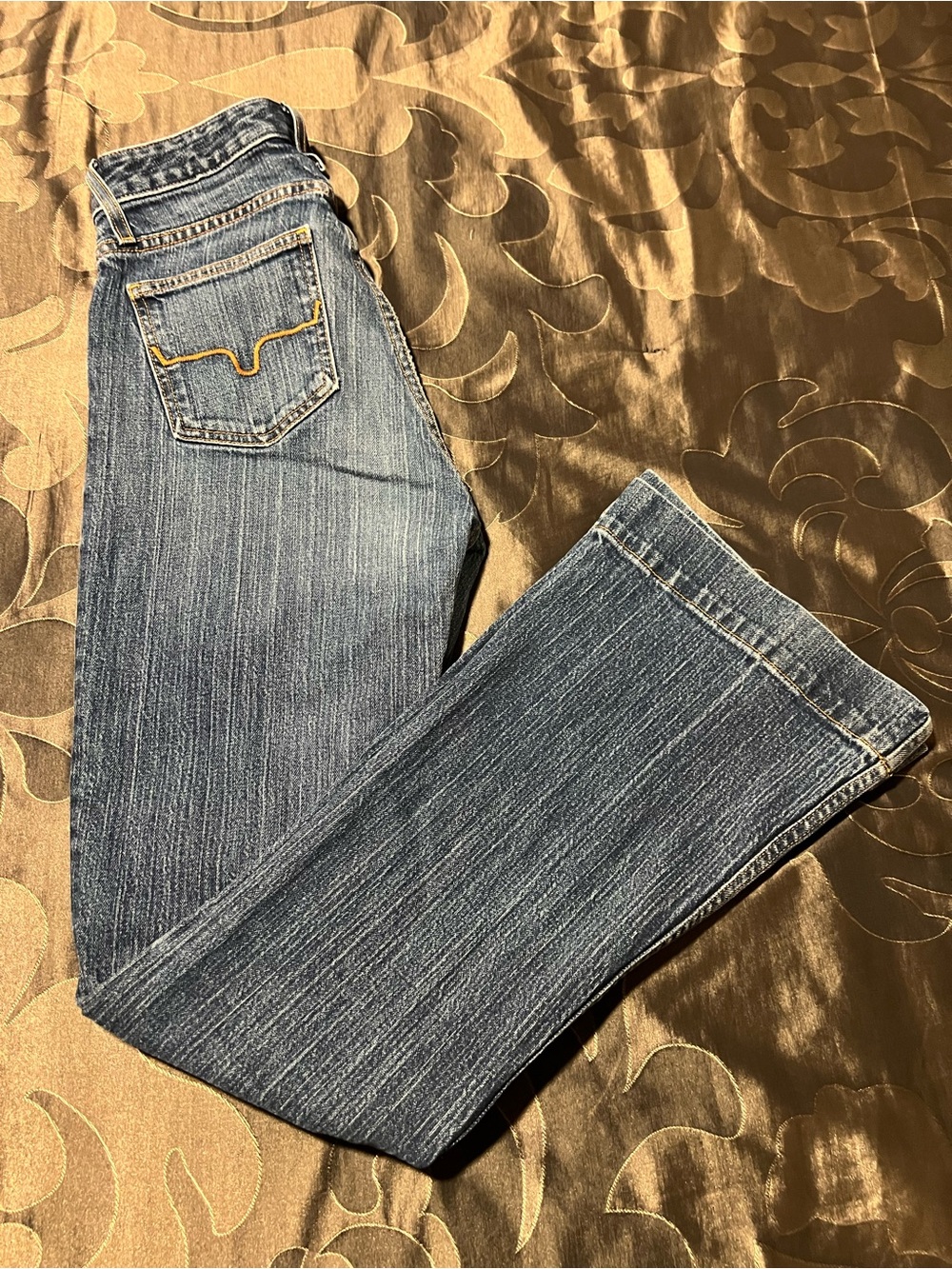 Kimes Ranch Jennifer Women's Med Wash Blue Flare High Rise Jeans Size 2/32